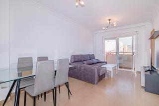 Appartement  Calle calle ribazo. Conoces motril y la zona de más proyección  y a escasos 400 metr