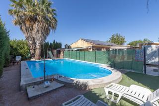 Masía en Calle diseminados 0. Preciosa casita con 2.493m2 de terreno, piscina, placas solares