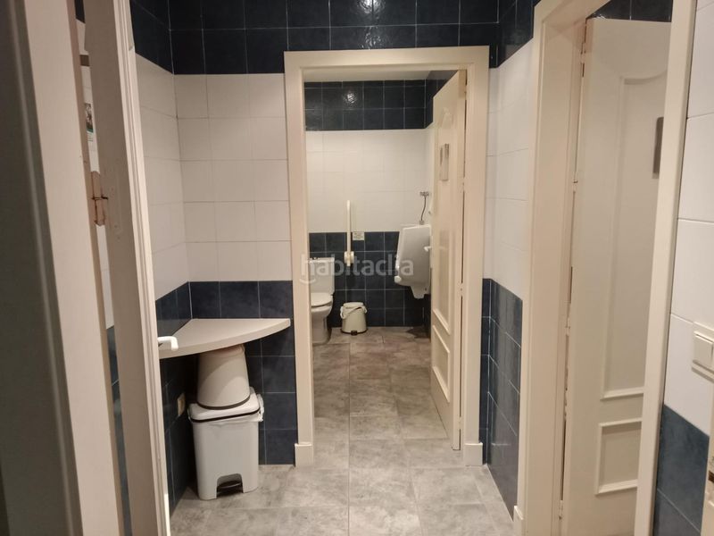 Foto 4a0ceebe-ec2f-47f8-b8f0-26545246ce18. Local comercial a Centro Salobreña