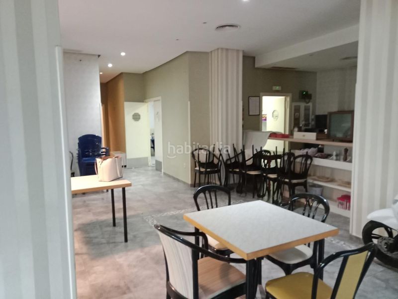 Foto 911821ea-4e7e-4e4a-9ef1-9129174b68b5. Local comercial a Centro Salobreña