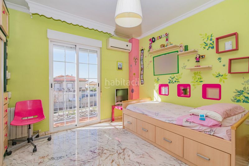 Foto 21f7f781-9576-4eae-be4c-788afaf0d5b4. Xalet amb aparcament piscina a Maracena