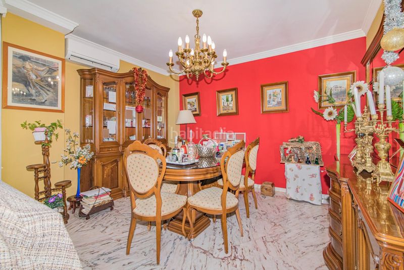 Foto 2f6cc5bd-1478-488b-9eb3-298455ff5301. Xalet amb aparcament piscina a Maracena