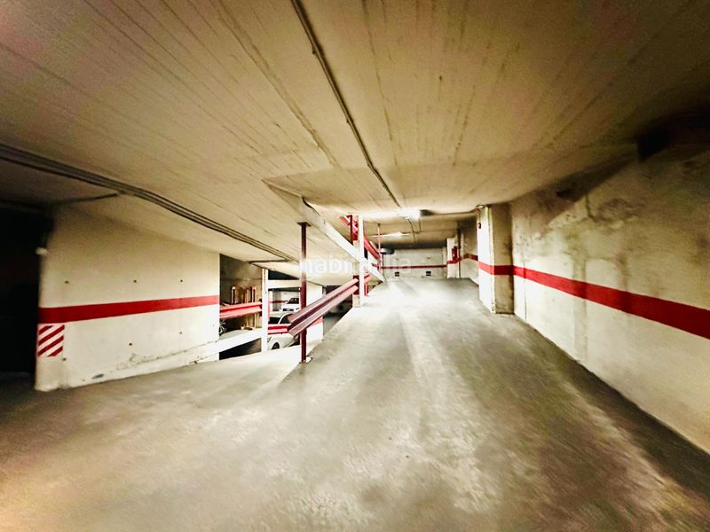 Foto 2e8c24f5-7ffb-4935-97d8-8467fc71c2fe. Pis amb aparcament a Centro - Sagrario Granada