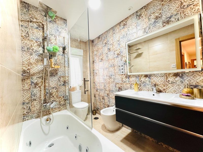 Foto 508f3433-3ef5-4f34-9f7d-8434b77f34b9. Pis amb aparcament a Centro - Sagrario Granada