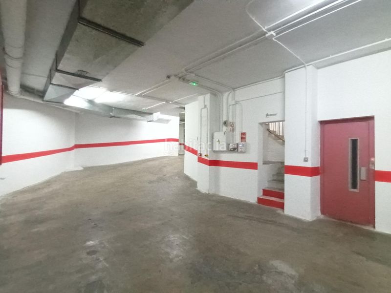 Foto fe9092ac-9561-4865-ae0a-8d785769c69d. Car parking in calle albuñol 3 in Barrio de Zaidín Granada