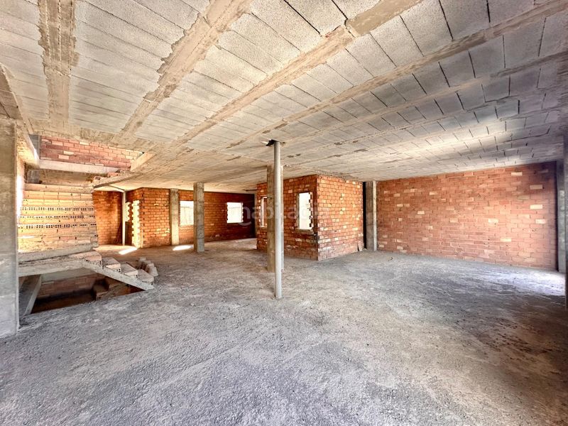 Foto 853a0efd-573a-4f99-8a58-3fd4485031e1. Casa amb aparcament a Maracena