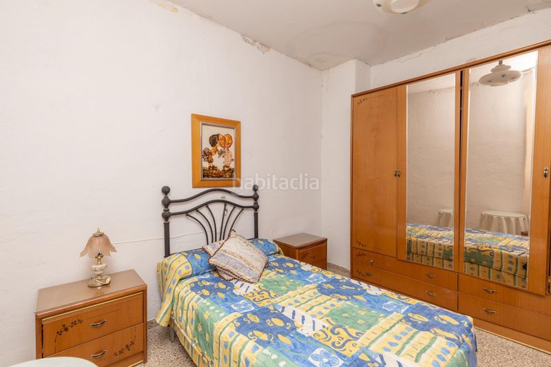 Foto 461eafb4-9789-435a-9420-d98d5ae4f187. Masia amb aparcament a Polideportivo Alhendín