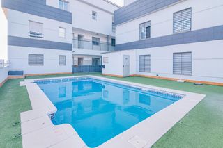 Etagenwohnung  Simon bolivar. Acogedor piso de 1 habitación con patio privado y piscina