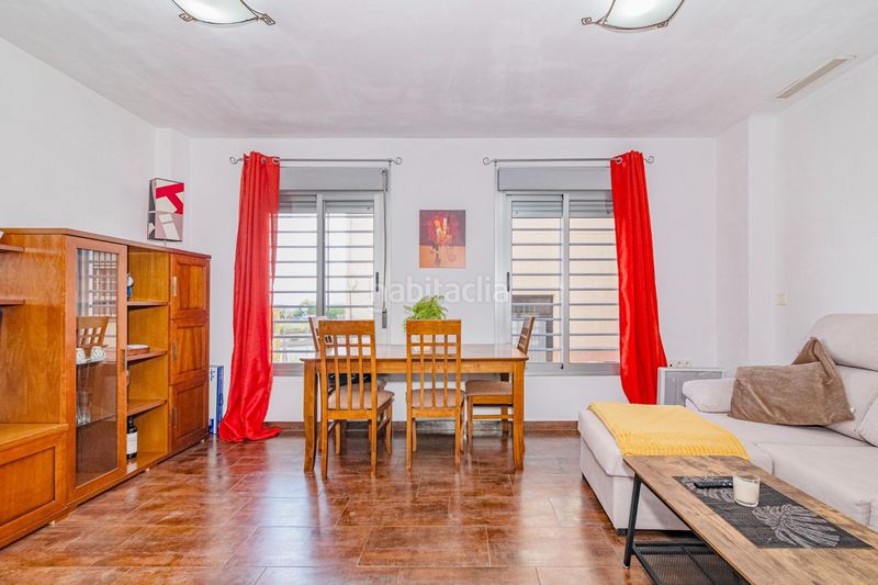 Foto bed8a500-9abc-4992-b0e6-11844ad251ca. Pis amb aparcament piscina a Albolote