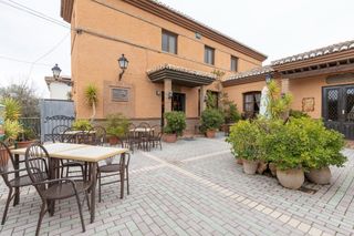 Chalet  Cortijillos. Chalet con restaurante en pleno funcionamiento, ideal para segui