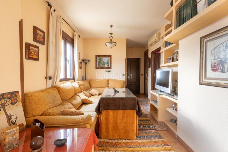 Foto ffd105a3-4de3-443a-8ce7-af3158f3f237. Xalet a Dílar