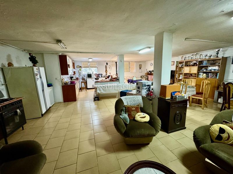 Foto cae2e816-e56d-4023-b82d-f8b310edf0cc. Casa amb piscina a Gójar