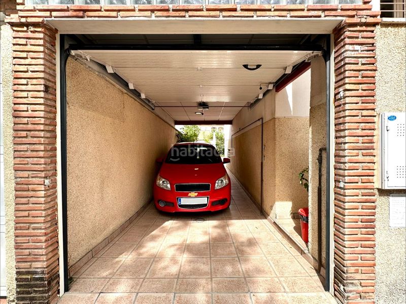 Foto 2f6c7fe3-4d7f-4250-b35c-6af75e2aeef8. Casa adossada amb calefacció aparcament a San Miguel Armilla