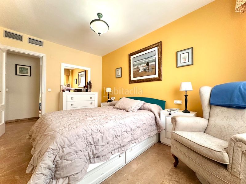 Foto 7da04970-b32f-4691-b36d-24ef19e2c370. Casa adossada amb calefacció aparcament a San Miguel Armilla