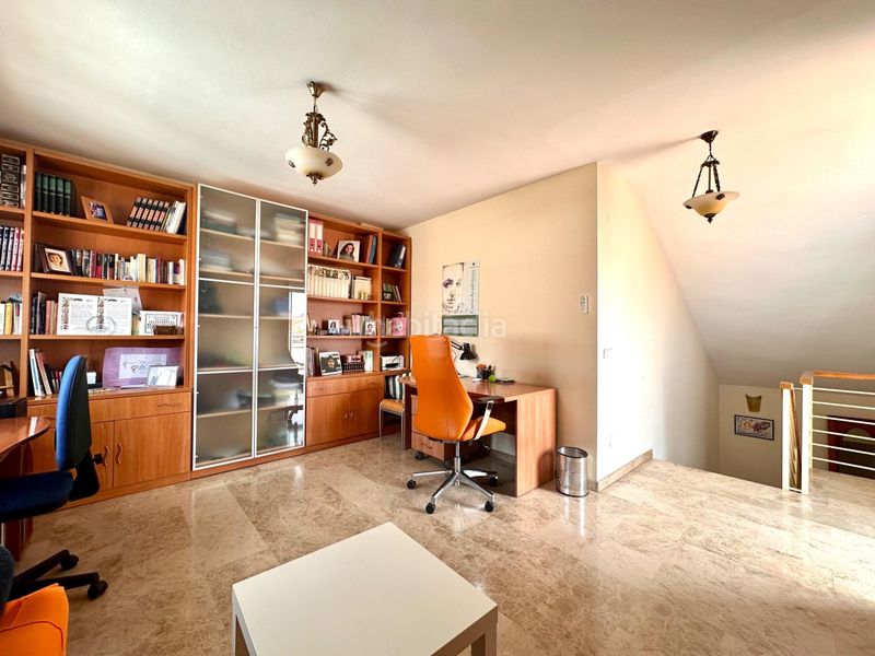 Foto c4188609-3e20-43b1-a648-f42c6a993c1b. Casa adossada amb calefacció aparcament a San Miguel Armilla