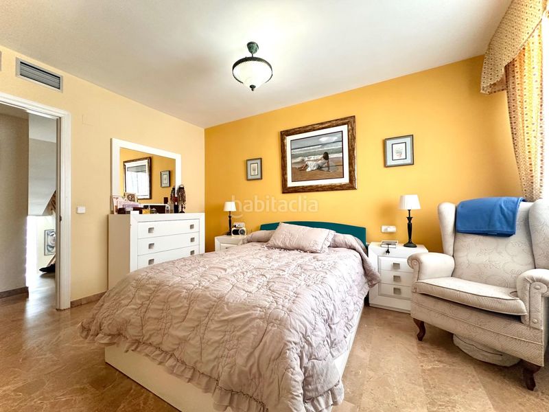 Foto f52a5f39-fb16-483e-87a0-7a01edac082a. Casa adossada amb calefacció aparcament a San Miguel Armilla