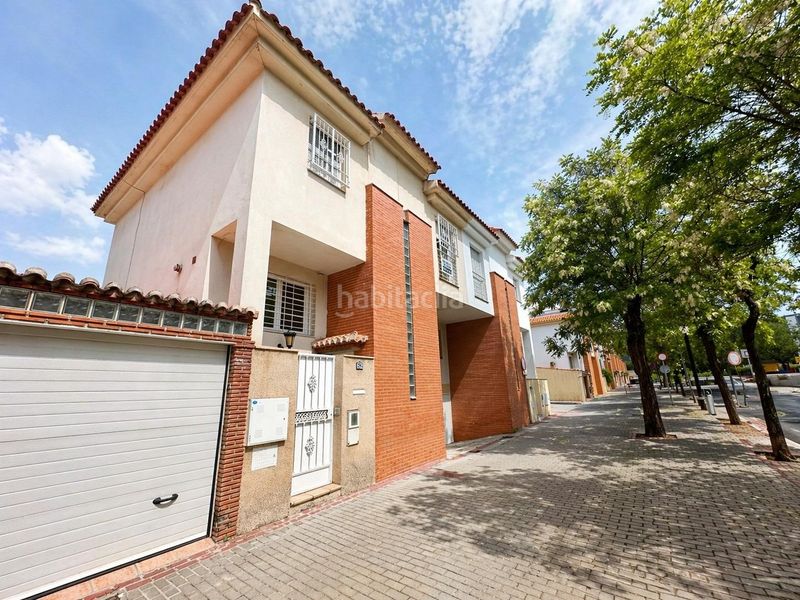 Foto 9e484b26-6929-4326-b89f-7bf3c02a3b5c. Casa adossada amb calefacció aparcament a San Miguel Armilla