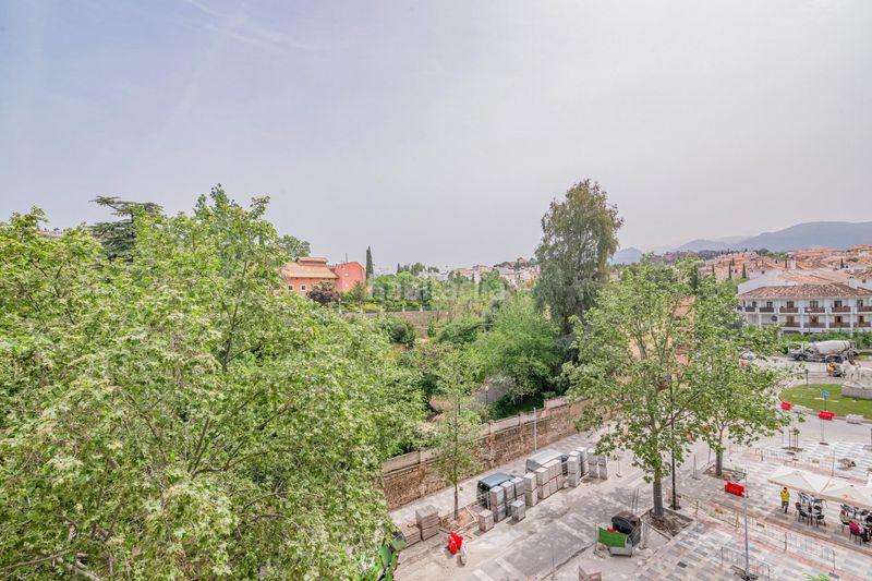 Foto 0c47d67e-6e4d-4e16-a52b-db0fd256cd89. Pis a Cervantes Granada