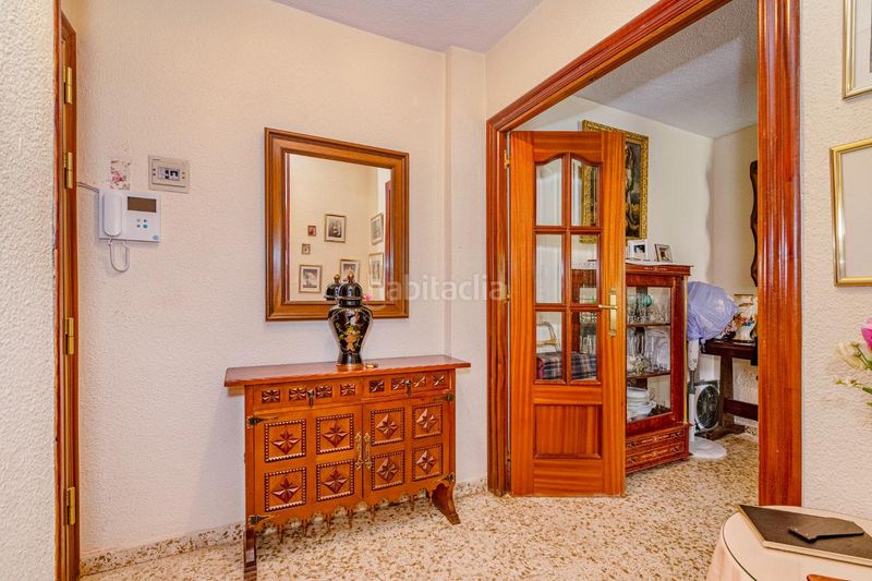 Foto 83b6c5a2-9d41-4820-b35a-be9cdafe2677. Pis a Cervantes Granada