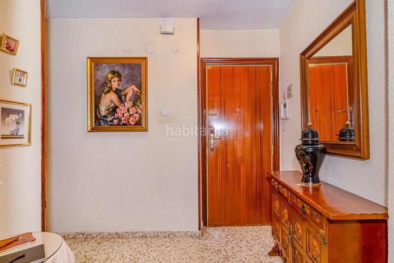 Foto cc38a214-cbc7-4bf0-acc8-a669260165bc. Pis a Cervantes Granada