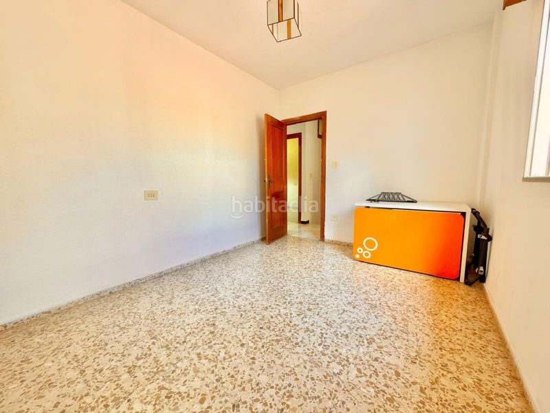 Foto 2eb7dfad-b09c-4caf-8366-d04946357cf1. Casa amb aparcament a San Miguel Armilla