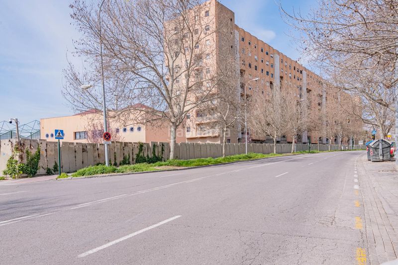 Foto 08d7330f-5a2c-4723-a4ce-a539b74fa420. Pis amb calefacció aparcament a Cartuja Granada