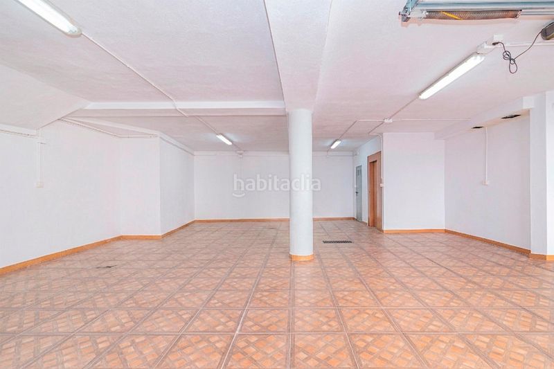 Foto 64b85fef-5845-4d32-90cf-9c65d54e7aa3. Edifici a calle almenillas a Íllora