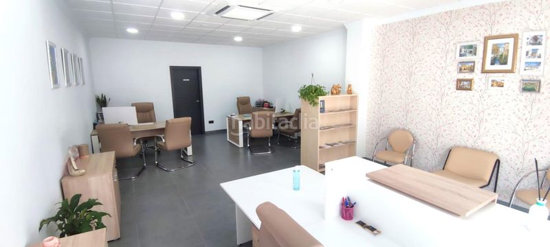 Foto f5ad3a3d-6ba6-479d-b126-7c517211fa00. Local comercial a Albolote