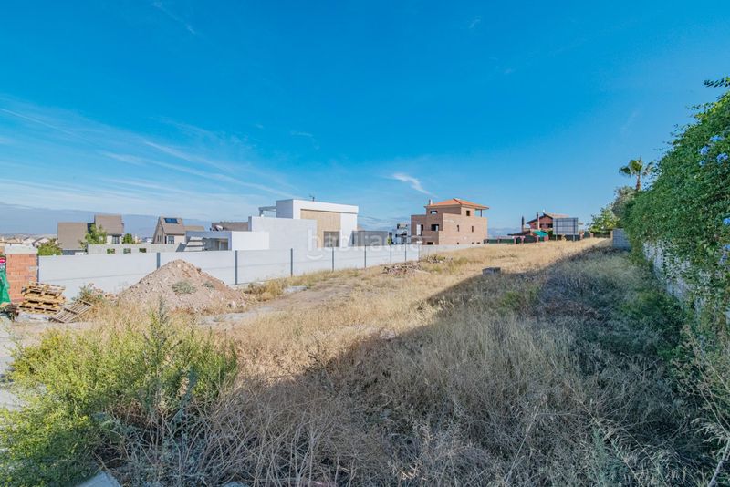 Foto 262a351b-aff3-4134-906a-736cfad26610. Terreny residencial a Dílar