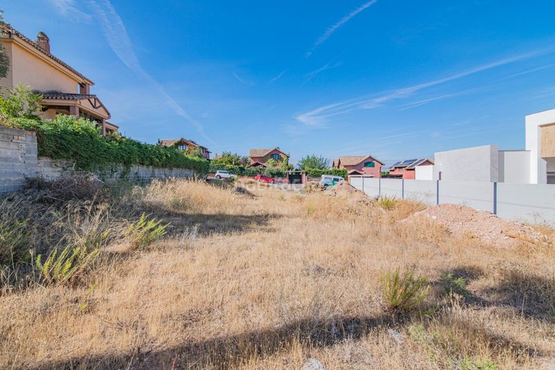 Foto 4bad0f37-e761-4667-a514-7c3f5c294c7f. Terreny residencial a Dílar