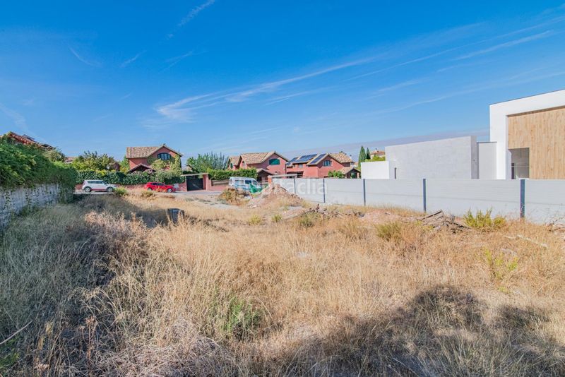 Foto cb1401ee-d319-405b-afb7-17033d0a0911. Terreny residencial a Dílar