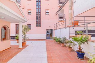 Flat  Calle mano de hierro. Piso en venta zona san juan de dios