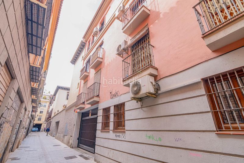 Foto a9c33a87-76cc-4fcf-948c-f6bdf7ecf8c4. Pis amb calefacció a Centro - Sagrario Granada