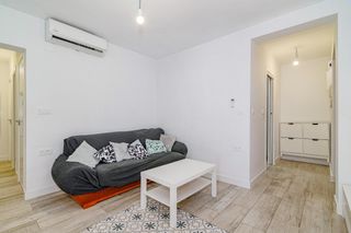 Appartamento  De teba. Venta 5 dormitorios. baño. aseo. reformado