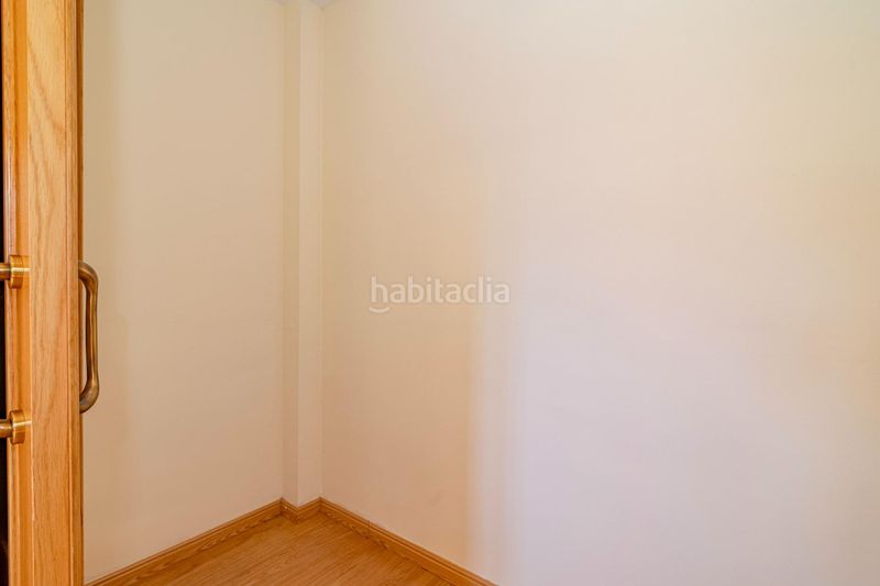 Foto 79b113d0-a6c3-40f6-a6c7-41a1519d8c18. Xalet amb calefacció aparcament piscina a Dílar