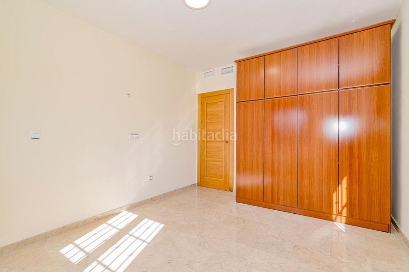 Foto ca9df0a9-9320-4b5a-ade3-1f86f37847d1. Xalet amb calefacció aparcament piscina a Dílar