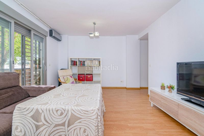 Foto ad0262a6-e90e-4233-8337-54dd491346c3. Planta baixa amb aparcament piscina a Carretera de Granada-La Alcazaba Alhendín