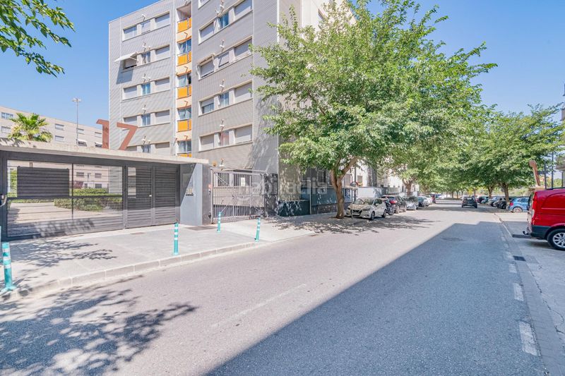Foto ba3fb3a0-ab2e-433d-bf84-72993b1cd90c. Planta baixa amb aparcament piscina a Carretera de Granada-La Alcazaba Alhendín