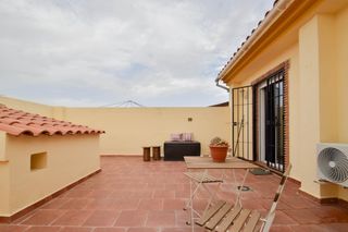 Duplex  Calle calle vega. Duplex con garaje, trastero y terraza en cullar vega!!!