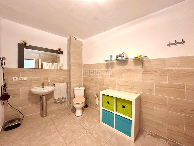 Foto ef0d7d7d-618f-4687-8c39-be99585fc460. Casa amb aparcament a Dúrcal