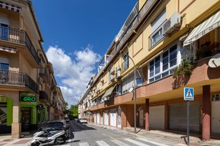Semi detached house  Calle de miguel induráin. Exclusiva vivienda con gran terraza y múltiples posibilidades fr