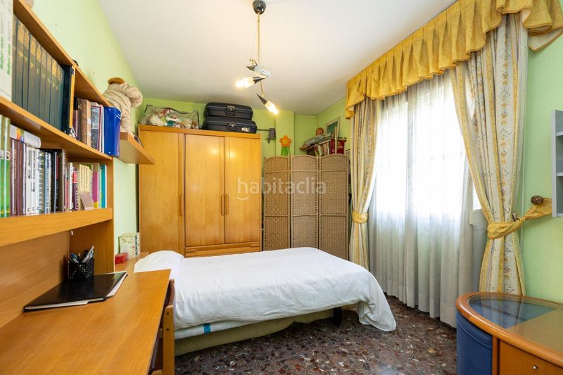 Foto baa7dad5-786e-471b-bb19-86a9b4a1452e. Casa adossada amb aparcament a Maracena