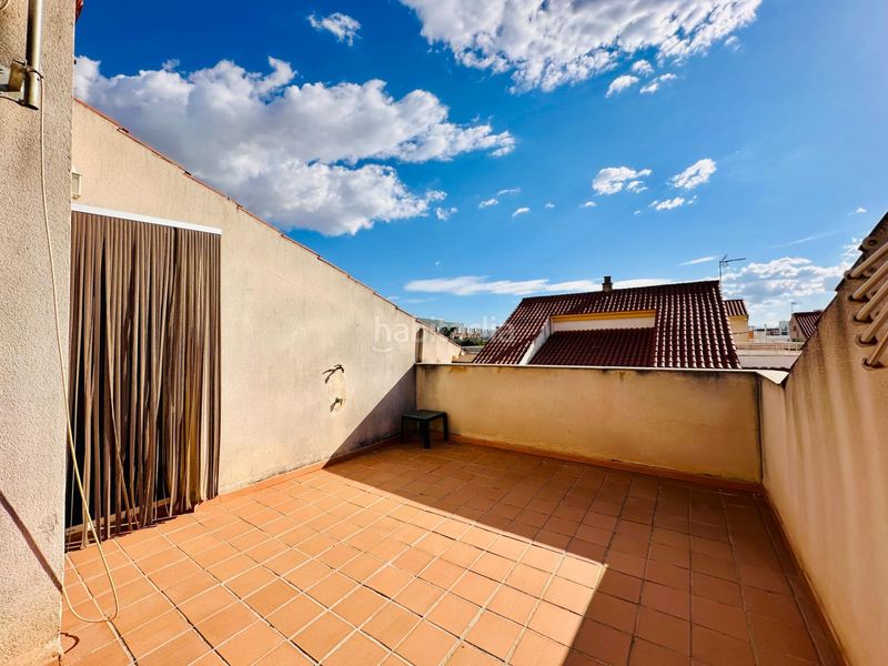 Foto 98dcdaeb-1400-4fb2-8874-486d713c27bf. Casa adossada amb calefacció aparcament a San Miguel Armilla