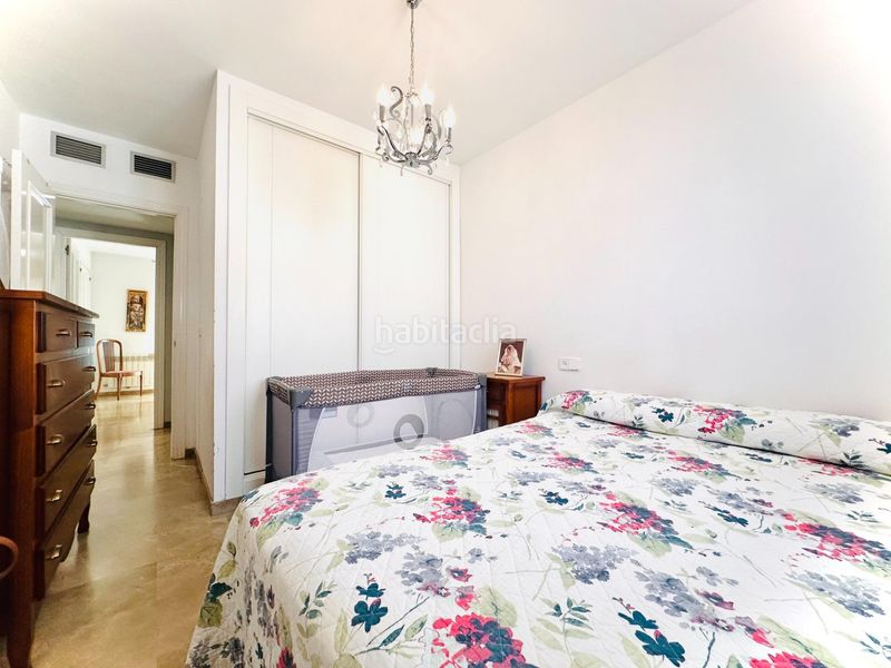 Foto f5c45a9b-f011-4e4e-ace7-fe0e7d4b549a. Casa adossada amb calefacció aparcament a San Miguel Armilla