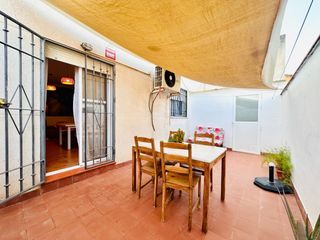 Ground floor in Calle CRUCES 18