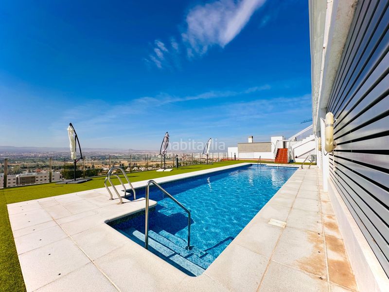 Foto badede98-32f1-4e5d-96bd-001cafb9f8da. Miete reihenhaus mit heizung parking pool in Camino de los Neveros - Serrallo Granada