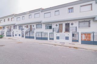 Semi detached house  Calle calle jaen. Tu nueva casa en lachar!!! recien salida del horno