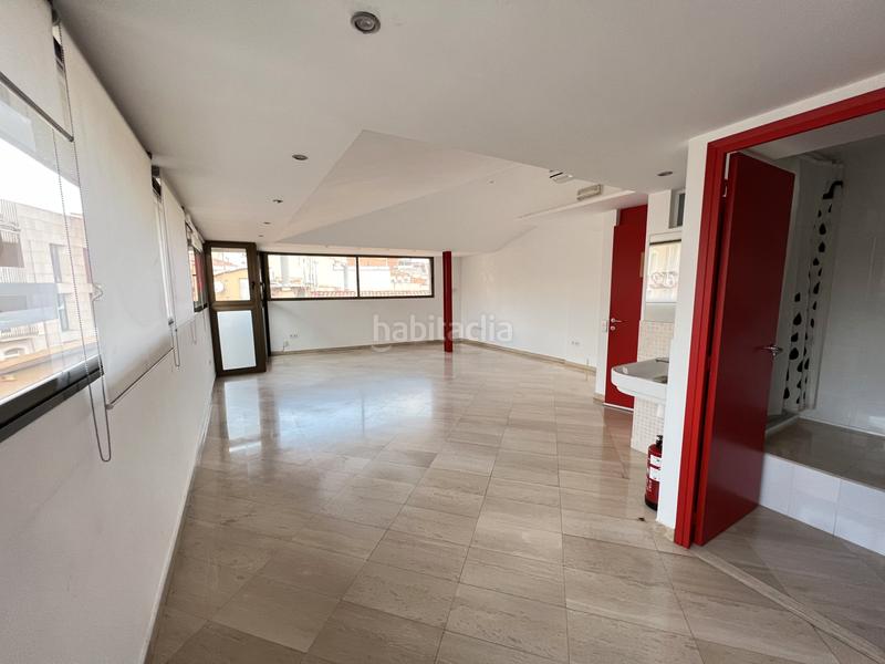 Foto dd68ef08-4476-44ea-bd4c-9c10fd6e0325. Rent office space in Barri del Centre Terrassa