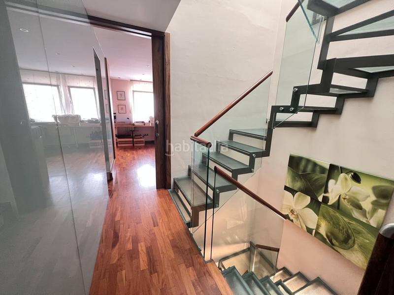 Foto 1af2be55-b6ff-402f-bae5-9afef7bc8c9a. Casa a schiera con riscaldamento parcheggio in Gràcia Sabadell