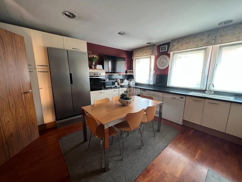 Foto 843d02ef-4fa0-4b26-90bb-4f8089138d36. Casa adosada en Gràcia Sabadell